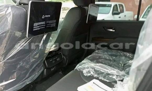 Buy Used Toyota Land Cruiser Red Car in Luanda in Luanda Province Buy Used Toyota Land Cruiser Red Car in Luanda in Luanda Province
