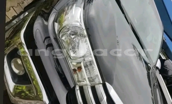 Comprar Usado Toyota Hiluxe VIGO Preto Carro em Luanda em Luanda Province