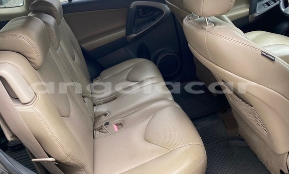Buy Used Toyota RAV4 Silver Car in Luanda in Luanda Province Buy Used Toyota RAV4 Silver Car in Luanda in Luanda Province