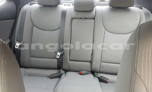 Buy Used Hyundai Elantra Red Car in Luanda in Luanda Province Buy Used Hyundai Elantra Red Car in Luanda in Luanda Province