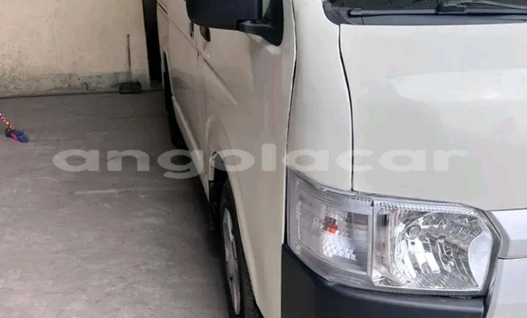 Acheter Occasion Voiture Toyota Hiace Blanc à Luanda, Province de Luanda Acheter Occasion Voiture Toyota Hiace Blanc à Luanda, Province de Luanda