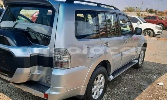 Buy Used Mitsubishi Pajero Other Car in Luanda in Luanda Province Buy Used Mitsubishi Pajero Other Car in Luanda in Luanda Province