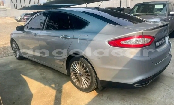 Acheter Occasion Voiture Ford Focus Autre à Luanda, Province de Luanda Acheter Occasion Voiture Ford Focus Autre à Luanda, Province de Luanda
