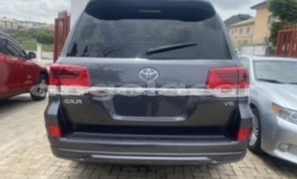 Buy Used Toyota Land Cruiser Prado Black Car in Luanda in Luanda Province Buy Used Toyota Land Cruiser Prado Black Car in Luanda in Luanda Province