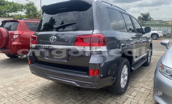 Buy Used Toyota Land Cruiser Prado Black Car in Luanda in Luanda Province Buy Used Toyota Land Cruiser Prado Black Car in Luanda in Luanda Province