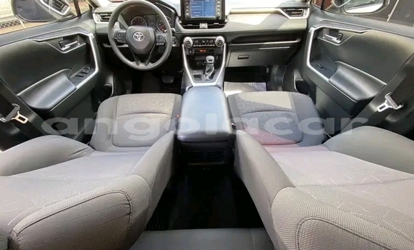 Buy Used Toyota RAV4 White Car in Luanda in Luanda Province Buy Used Toyota RAV4 White Car in Luanda in Luanda Province