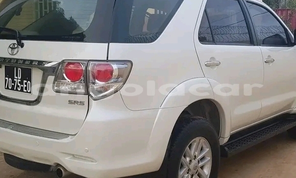 Buy Used Toyota Fortuner White Car in Luanda in Luanda Province Buy Used Toyota Fortuner White Car in Luanda in Luanda Province