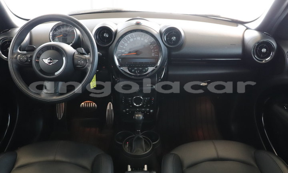 Buy Used MINI Cooper Red Car in Luanda in Luanda Province Buy Used MINI Cooper Red Car in Luanda in Luanda Province