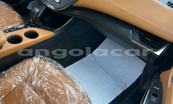 Buy Used Toyota Avalon Black Car in Luanda in Luanda Province Buy Used Toyota Avalon Black Car in Luanda in Luanda Province