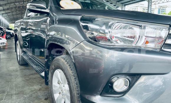 Comprar Usado Toyota Hilux Preto Carro em Luanda em Luanda Province Comprar Usado Toyota Hilux Preto Carro em Luanda em Luanda Province