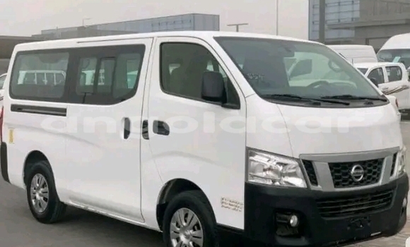 Comprar Usado Nissan Urvan Branco Carro em Luanda em Luanda Province
