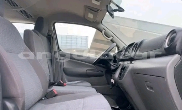 Acheter Occasion Voiture Nissan Urvan Blanc à Luanda, Province de Luanda Acheter Occasion Voiture Nissan Urvan Blanc à Luanda, Province de Luanda