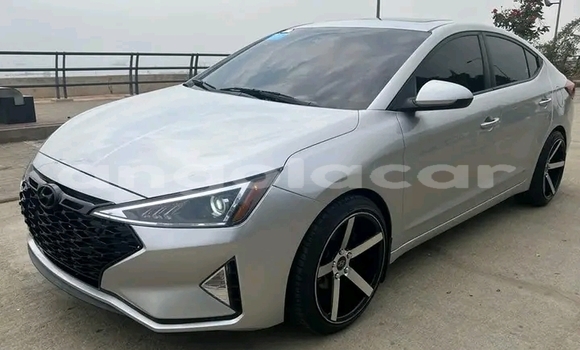 Comprar Usado Hyundai Elantra Prata Carro em Luanda em Luanda Province Comprar Usado Hyundai Elantra Prata Carro em Luanda em Luanda Province