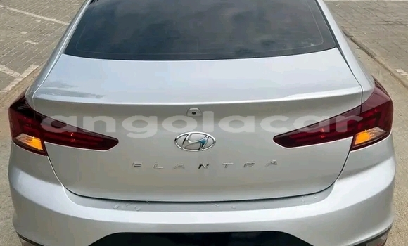Comprar Usado Hyundai Elantra Prata Carro em Luanda em Luanda Province Comprar Usado Hyundai Elantra Prata Carro em Luanda em Luanda Province