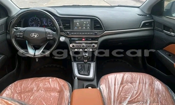 Comprar Usado Hyundai Elantra Prata Carro em Luanda em Luanda Province Comprar Usado Hyundai Elantra Prata Carro em Luanda em Luanda Province