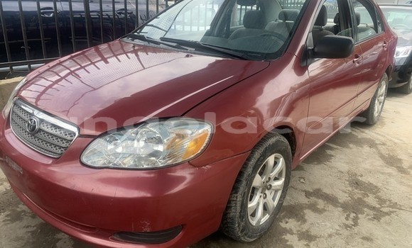 Comprar Usado Toyota Corolla Vermelho Carro em Luanda em Luanda Province