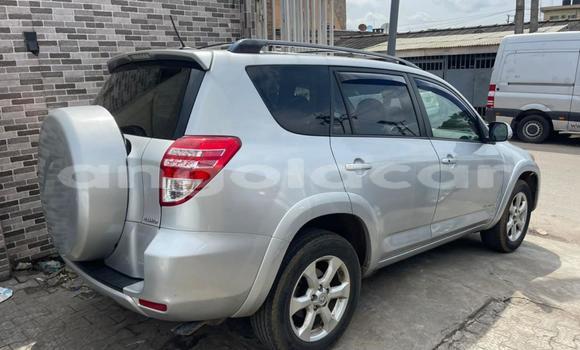 Comprar Usado Toyota RAV4 Outro Carro em Luanda em Luanda Province Comprar Usado Toyota RAV4 Outro Carro em Luanda em Luanda Province