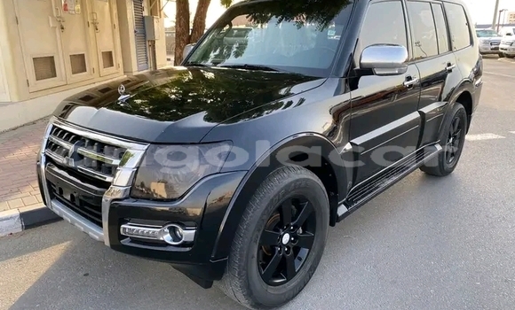 Acheter Occasion Voiture Mitsubishi Pajero Noir à Luanda, Province de Luanda