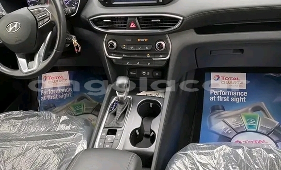 Acheter Occasion Voiture Hyundai Santa Fe Rouge à Luanda, Province de Luanda Acheter Occasion Voiture Hyundai Santa Fe Rouge à Luanda, Province de Luanda