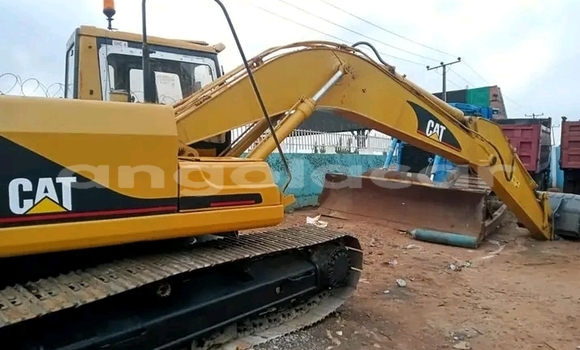 Buy Used Caterpillar 120 Other Truck in Luanda in Luanda Province Buy Used Caterpillar 120 Other Truck in Luanda in Luanda Province