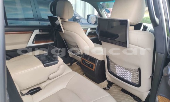 Acheter Occasion Voiture Toyota Land Cruiser Noir à Luanda, Province de Luanda Acheter Occasion Voiture Toyota Land Cruiser Noir à Luanda, Province de Luanda