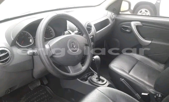 Buy Used Renault Duster White Car in Luanda in Luanda Province Buy Used Renault Duster White Car in Luanda in Luanda Province