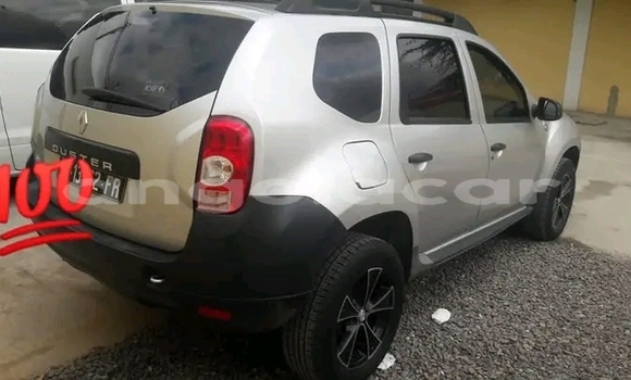 Buy Used Renault Duster White Car in Luanda in Luanda Province Buy Used Renault Duster White Car in Luanda in Luanda Province