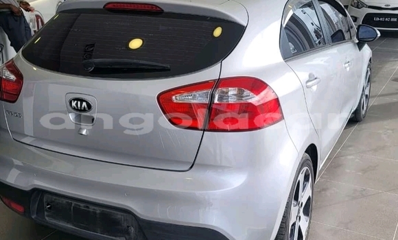 Buy Used Kia rio White Car in Luanda in Luanda Province Buy Used Kia rio White Car in Luanda in Luanda Province