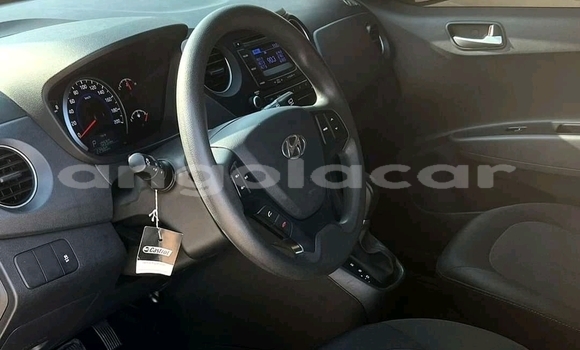 Comprar Usado Hyundai i10 Prata Carro em Luanda em Luanda Province Comprar Usado Hyundai i10 Prata Carro em Luanda em Luanda Province