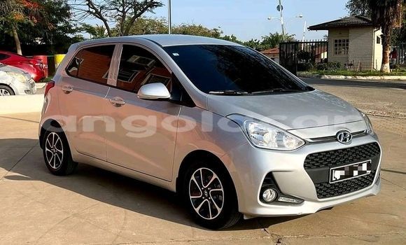 Comprar Usado Hyundai i10 Prata Carro em Luanda em Luanda Province Comprar Usado Hyundai i10 Prata Carro em Luanda em Luanda Province