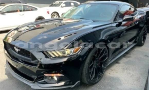 Acheter Occasion Voiture Ford Mustang Noir à Luanda, Province de Luanda Acheter Occasion Voiture Ford Mustang Noir à Luanda, Province de Luanda