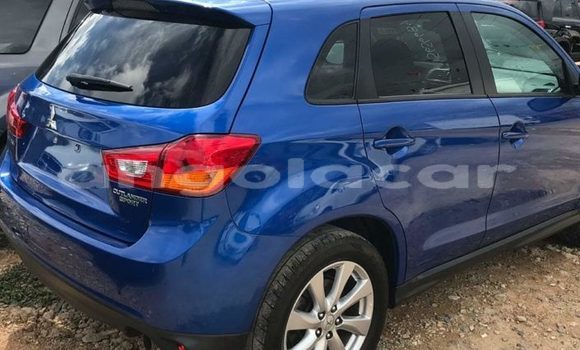 Buy Used Mitsubishi Outlander Blue Car in Luanda in Luanda Province Buy Used Mitsubishi Outlander Blue Car in Luanda in Luanda Province