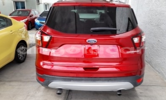 Acheter Occasion Voiture Ford Escape Rouge à Luanda, Province de Luanda Acheter Occasion Voiture Ford Escape Rouge à Luanda, Province de Luanda