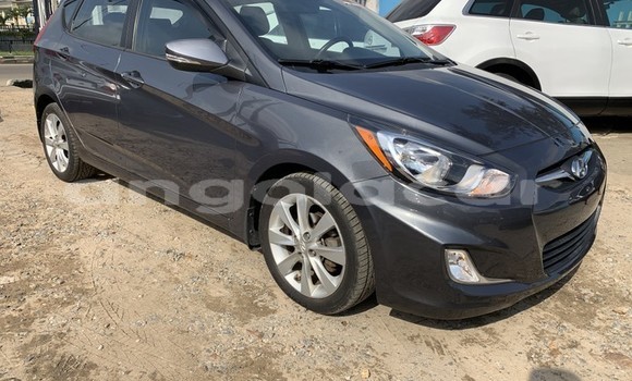 Comprar Usado Hyundai Accent Preto Carro em Luanda em Luanda Province Comprar Usado Hyundai Accent Preto Carro em Luanda em Luanda Province