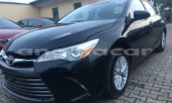 Comprar Usado Toyota Camry Preto Carro em Luanda em Luanda Province