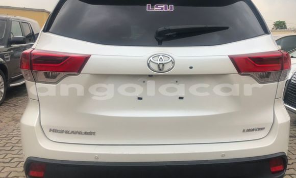 Buy Used Toyota Highlander White Car in Luanda in Luanda Province Buy Used Toyota Highlander White Car in Luanda in Luanda Province