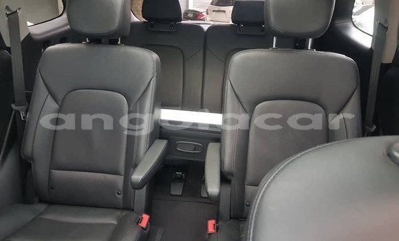 Buy Used Hyundai Santa Fe White Car in Luanda in Luanda Province Buy Used Hyundai Santa Fe White Car in Luanda in Luanda Province
