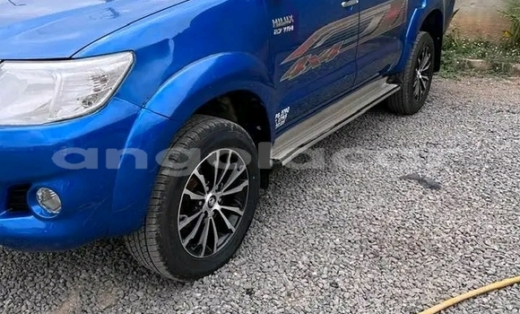 Comprar Usado Toyota Hilux Azul Carro em Luanda em Luanda Province Comprar Usado Toyota Hilux Azul Carro em Luanda em Luanda Province