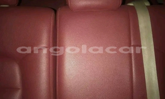 Acheter Occasion Voiture Toyota Land Cruiser Noir à Luanda, Province de Luanda Acheter Occasion Voiture Toyota Land Cruiser Noir à Luanda, Province de Luanda