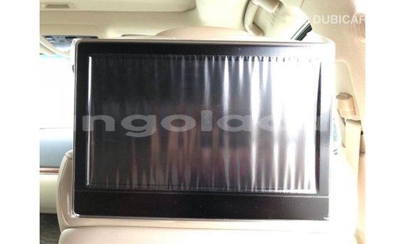 Comprar Importar Toyota Land Cruiser Branco Carro em Import - Dubai em Bengo Province Comprar Importar Toyota Land Cruiser Branco Carro em Import - Dubai em Bengo Province