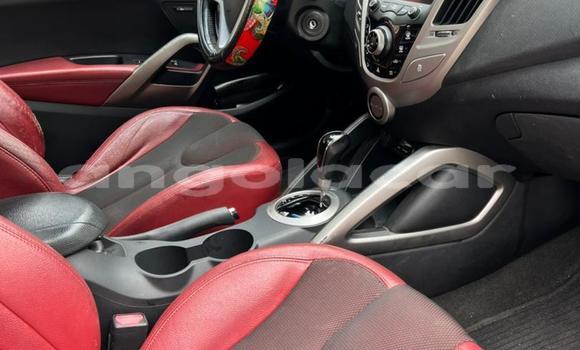 Buy Used Hyundai Veloster Red Car in Luanda in Luanda Province Buy Used Hyundai Veloster Red Car in Luanda in Luanda Province
