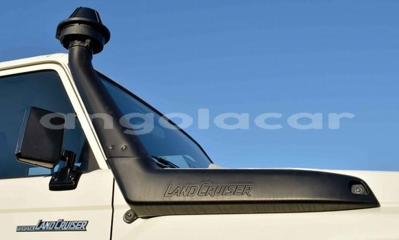 Acheter Neuf Voiture Toyota Land Cruiser Blanc à Benguela, Benguela Acheter Neuf Voiture Toyota Land Cruiser Blanc à Benguela, Benguela