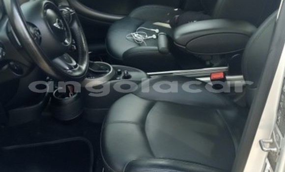 Acheter Occasion Voiture Mini Cooper S clubman Gris à Luanda, Province de Luanda Acheter Occasion Voiture Mini Cooper S clubman Gris à Luanda, Province de Luanda