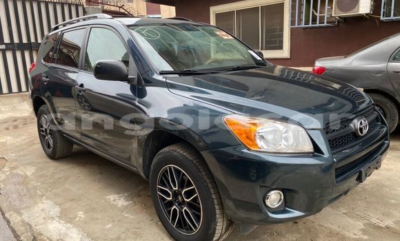 Acheter Occasion Voiture Toyota RAV4 Bleu à Luanda, Province de Luanda