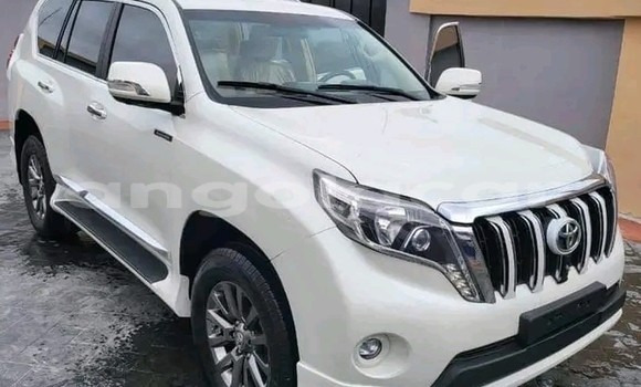 Comprar Usado Toyota Prado Branco Carro em Luanda em Luanda Province