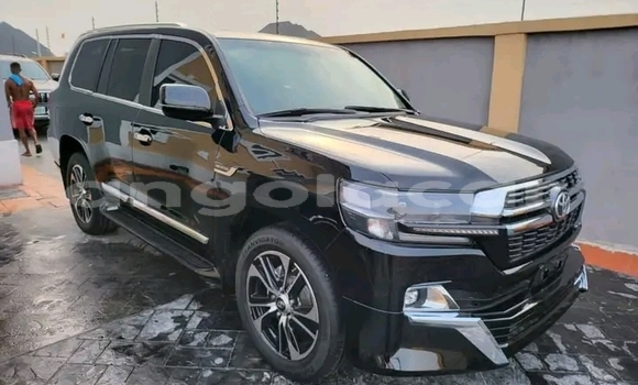 Comprar Usado Toyota Land Cruiser Preto Carro em Luanda em Luanda Province
