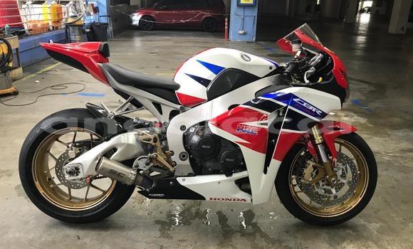 Comprar Usado Honda Acty Branco Carro em Caxito em Bengo