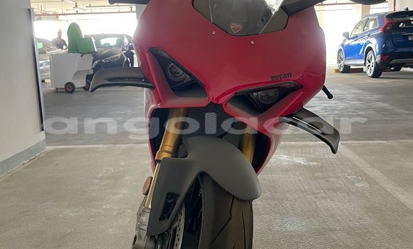 Comprar Usado Ducati Panigale Vermelho Moto em Luanda em Luanda Province