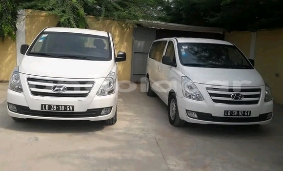 Comprar Usado Hyundai H1 Branco Carro em Luanda em Luanda Province