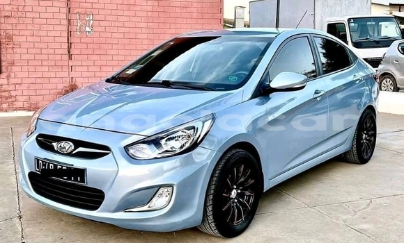Acheter Occasion Voiture Hyundai Accent Bleu à Luanda, Province de Luanda Acheter Occasion Voiture Hyundai Accent Bleu à Luanda, Province de Luanda